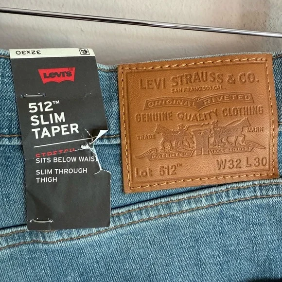 Levi's Men's Blue Jeans. Size 32 nwt - Picture 4 of 4